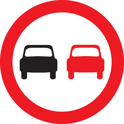 sign-giving-order-no-overtaking