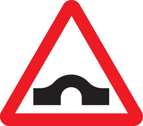 warning-sign-hump-bridge